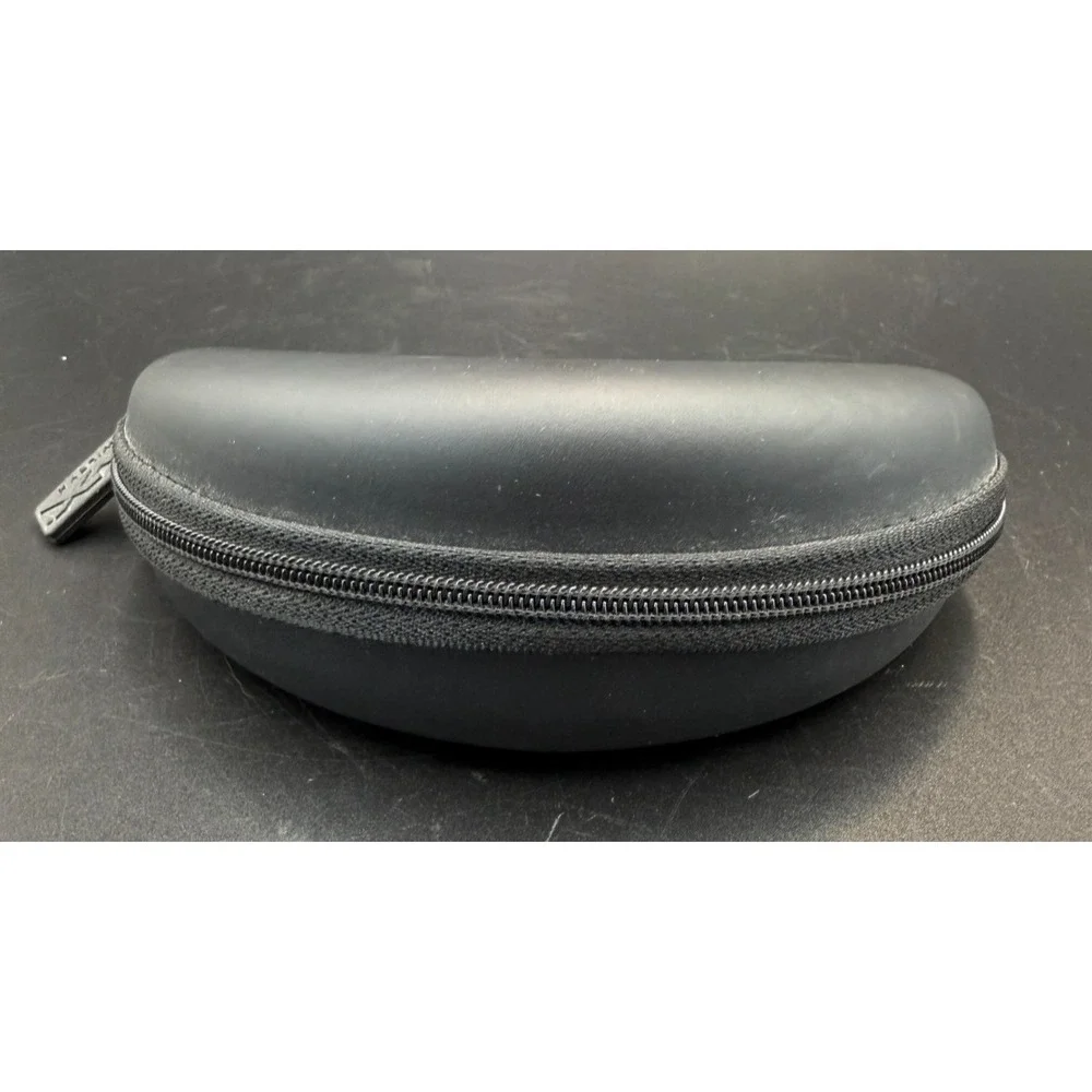 WX WILEYX HARD ZIPPER CASE BLACK WITH WIPE CLOTH EYEGLASSES/SUNGLASSES HARD CASE